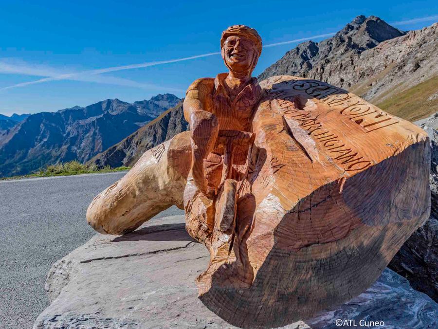 CUNEO – CUNEO: LA SALITA AL COLLE DELL’AGNELLO